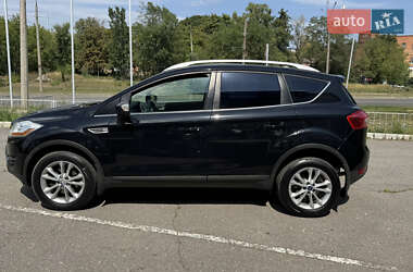 Внедорожник / Кроссовер Ford Kuga 2012 в 