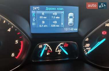 Внедорожник / Кроссовер Ford Kuga 2013 в 