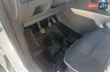 Внедорожник / Кроссовер Ford Kuga 2012 в 