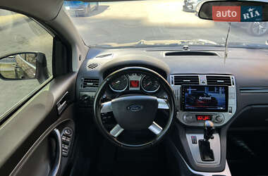 Внедорожник / Кроссовер Ford Kuga 2010 в 