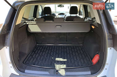 Внедорожник / Кроссовер Ford Kuga 2013 в 
