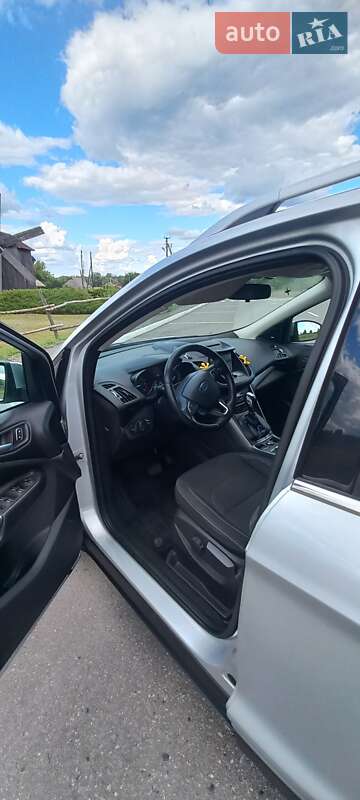 Внедорожник / Кроссовер Ford Kuga 2019 в Ромнах фото 5 Внедорожник / Кроссовер Ford Kuga 2019 в Ромнах