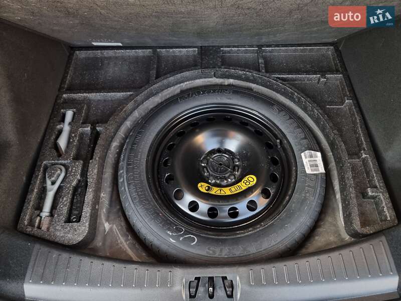 Внедорожник / Кроссовер Ford Kuga 2017 в Виннице фото 90 Внедорожник / Кроссовер Ford Kuga 2017 в Виннице