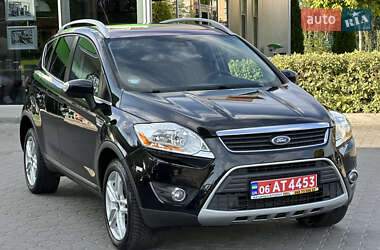 Внедорожник / Кроссовер Ford Kuga 2010 в 