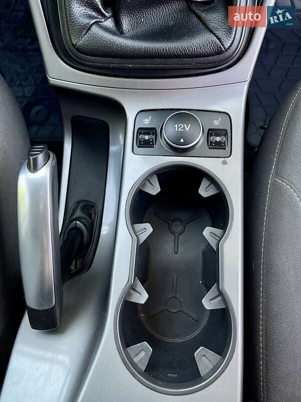 Внедорожник / Кроссовер Ford Kuga 2016 в Тернополе