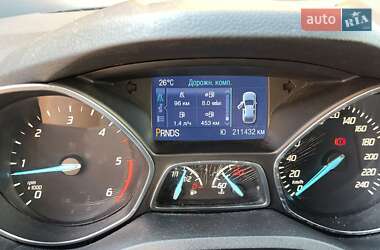 Внедорожник / Кроссовер Ford Kuga 2013 в 