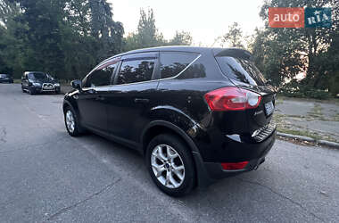 Внедорожник / Кроссовер Ford Kuga 2012 в 