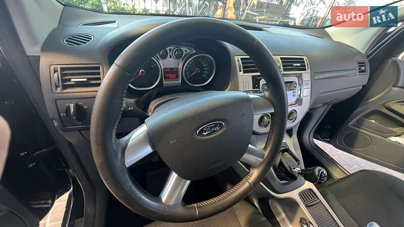 Позашляховик / Кросовер Ford Kuga 2012 в Світловодську