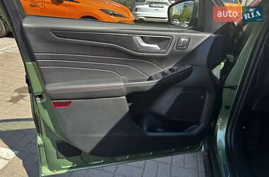 Внедорожник / Кроссовер Ford Kuga 2024 в 