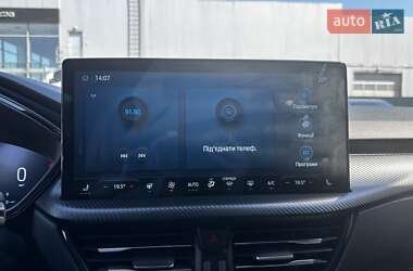 Внедорожник / Кроссовер Ford Kuga 2024 в 
