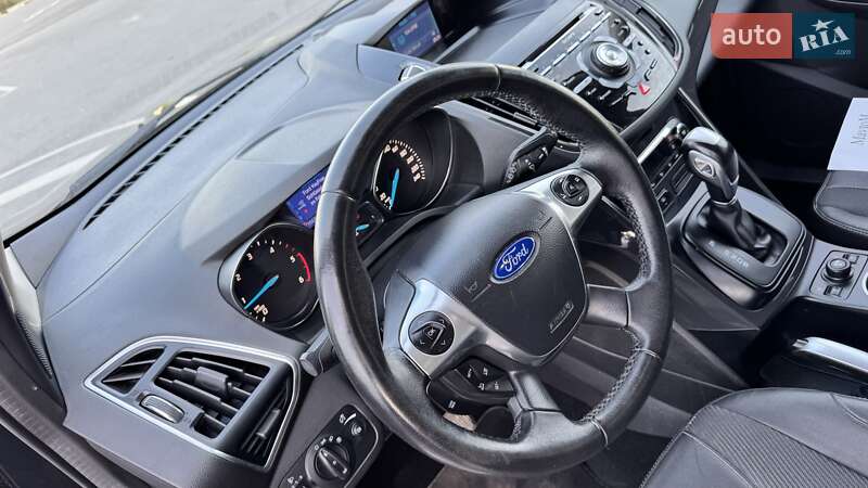 Внедорожник / Кроссовер Ford Kuga 2014 в Тернополе
