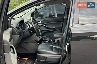 Внедорожник / Кроссовер Ford Kuga 2011 в 