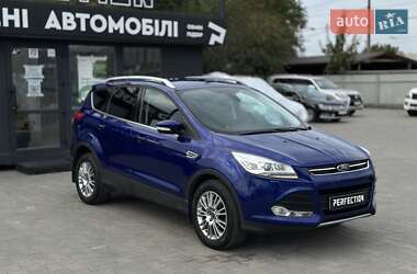 Позашляховик / Кросовер Ford Kuga 2013 в Чернівцях