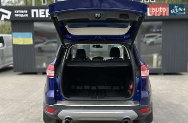Внедорожник / Кроссовер Ford Kuga 2013 в 