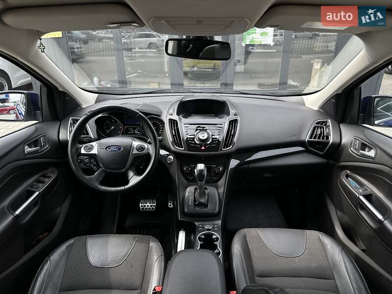 Позашляховик / Кросовер Ford Kuga 2013 в Чернівцях