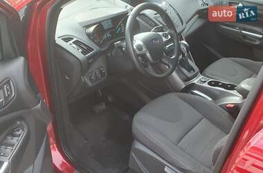 Внедорожник / Кроссовер Ford Kuga 2016 в 