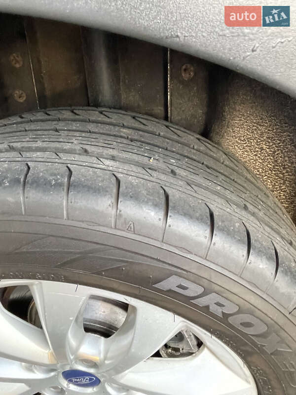 Внедорожник / Кроссовер Ford Kuga 2011 в Киеве