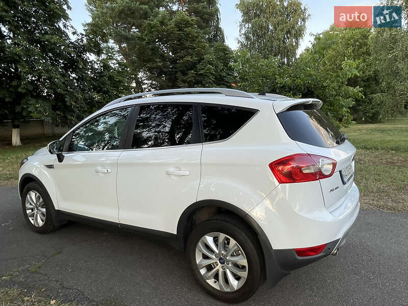 Внедорожник / Кроссовер Ford Kuga 2011 в Киеве