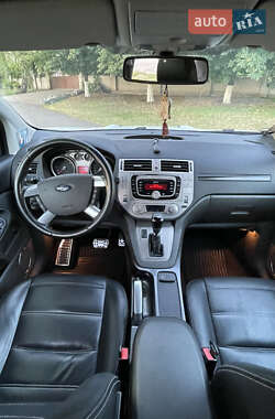 Внедорожник / Кроссовер Ford Kuga 2011 в 