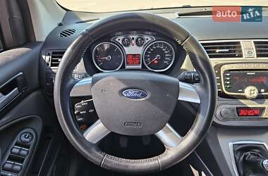 Внедорожник / Кроссовер Ford Kuga 2011 в 