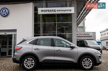 Внедорожник / Кроссовер Ford Kuga 2020 в 