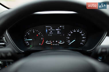 Внедорожник / Кроссовер Ford Kuga 2020 в 