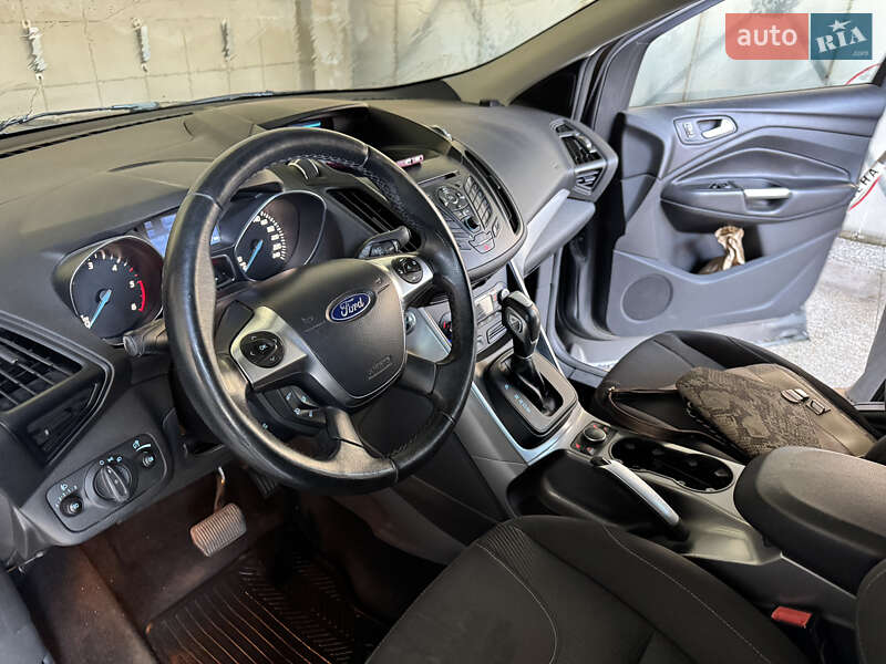 Внедорожник / Кроссовер Ford Kuga 2013 в Сумах