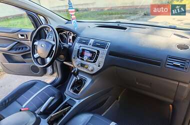 Внедорожник / Кроссовер Ford Kuga 2009 в 