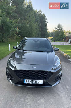 Внедорожник / Кроссовер Ford Kuga 2021 в 