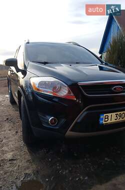 Внедорожник / Кроссовер Ford Kuga 2012 в Гадяче