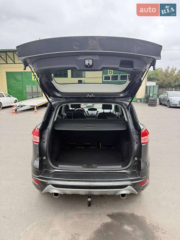 Внедорожник / Кроссовер Ford Kuga 2015 в Луцке