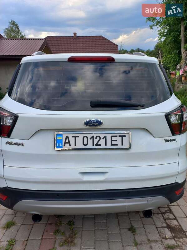Позашляховик / Кросовер Ford Kuga 2019 в Києві