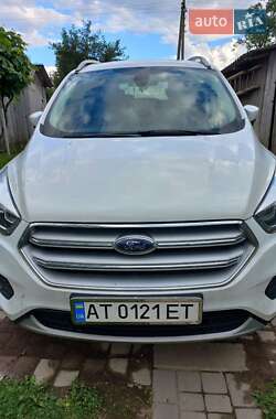 Внедорожник / Кроссовер Ford Kuga 2019 в Ивано-Франковске
