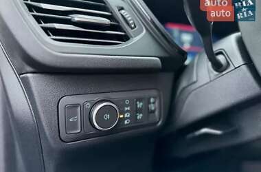 Позашляховик / Кросовер Ford Kuga 2025 в 