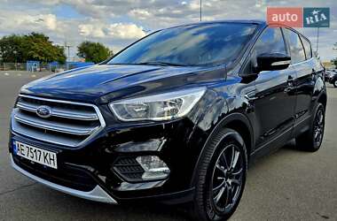 Внедорожник / Кроссовер Ford Kuga 2018 в Днепре