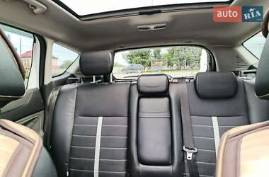 Внедорожник / Кроссовер Ford Kuga 2011 в 