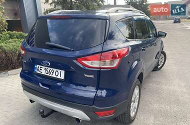 Внедорожник / Кроссовер Ford Kuga 2013 в 