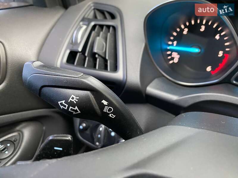 Позашляховик / Кросовер Ford Kuga 2017 в Хмельницькому