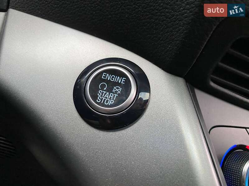 Позашляховик / Кросовер Ford Kuga 2017 в Хмельницькому