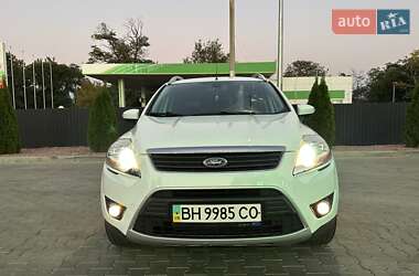 Внедорожник / Кроссовер Ford Kuga 2010 в 