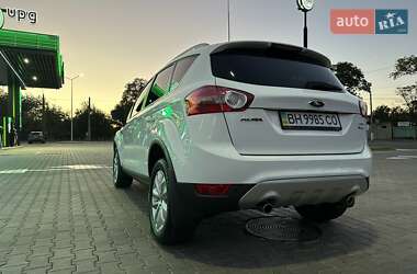 Внедорожник / Кроссовер Ford Kuga 2010 в 