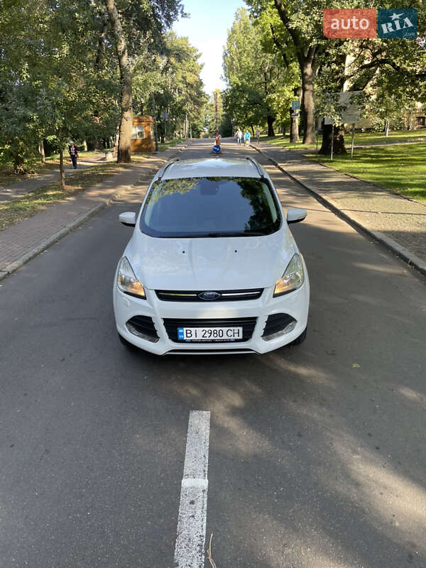 Внедорожник / Кроссовер Ford Kuga 2016 в Киеве