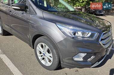 Внедорожник / Кроссовер Ford Kuga 2019 в Киеве