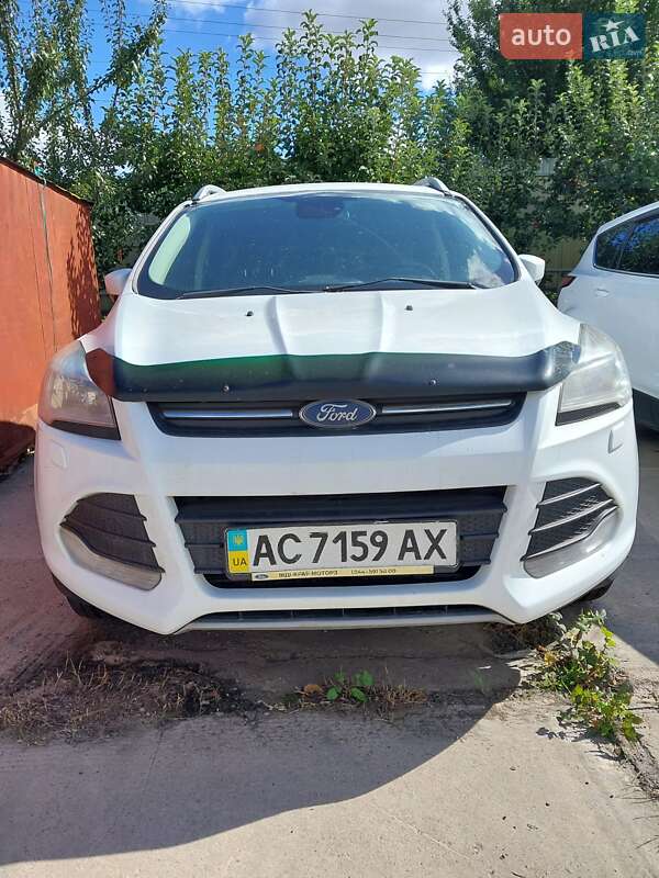 Ford Kuga 2016