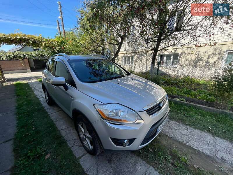 Ford Kuga 2011
