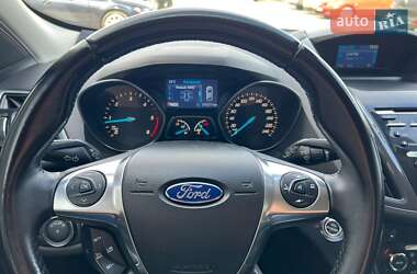 Внедорожник / Кроссовер Ford Kuga 2013 в 