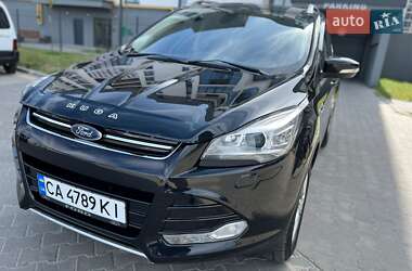 Внедорожник / Кроссовер Ford Kuga 2013 в 