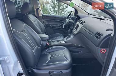 Внедорожник / Кроссовер Ford Kuga 2011 в 