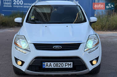 Внедорожник / Кроссовер Ford Kuga 2012 в 