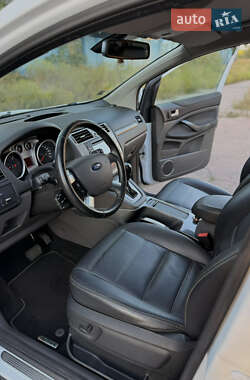 Внедорожник / Кроссовер Ford Kuga 2012 в 